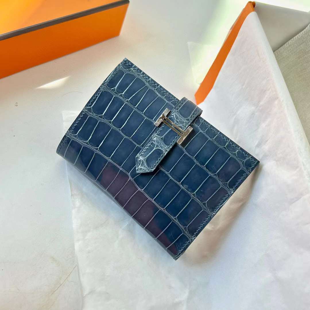 お*も様 断捨離中 HERMES / エルメス ベアン　クロコ ニロティ お*も様 断捨離中 HERMES / エルメス ベアン クロコ ニロティ