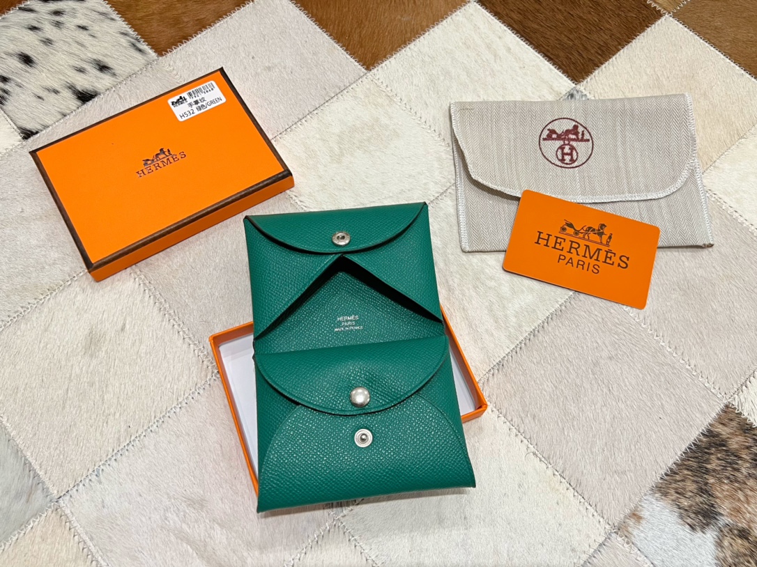 【新品未使用】エルメス　ガルヴィデュオ　コンパクト　エトゥープ　入手困難品 新品未使用】エルメス ガルヴィデュオ コンパクト エトゥープ 入手困難