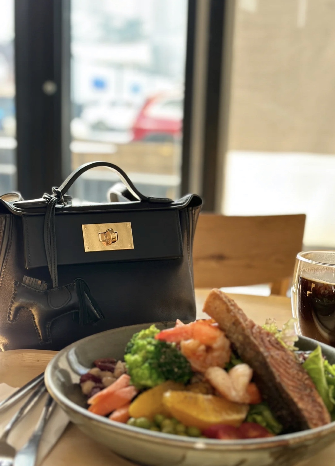 ヴァンキャトルミニ 定価 - エルメス人気商品について紹介