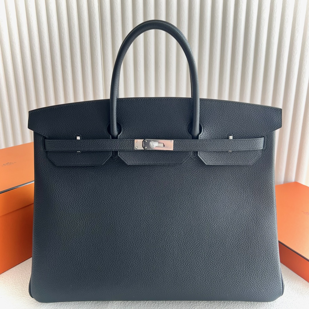 coco＊お値下げ＊ エルメス カルメン ブラック coco様 専用＊お値下げ＊ エルメス カルメン ブラック